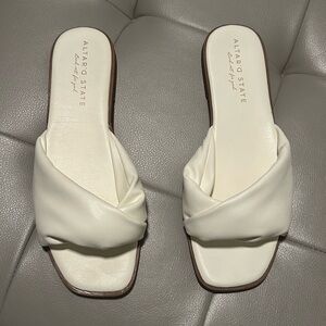 Altar'd State white Twisted soft Slide Sandals